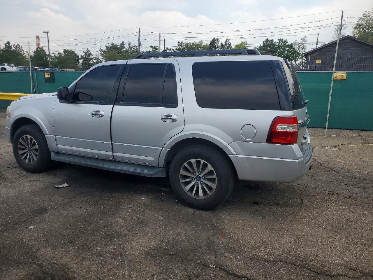 2017 Ford Expedition Xlt - zdjęcie 2
