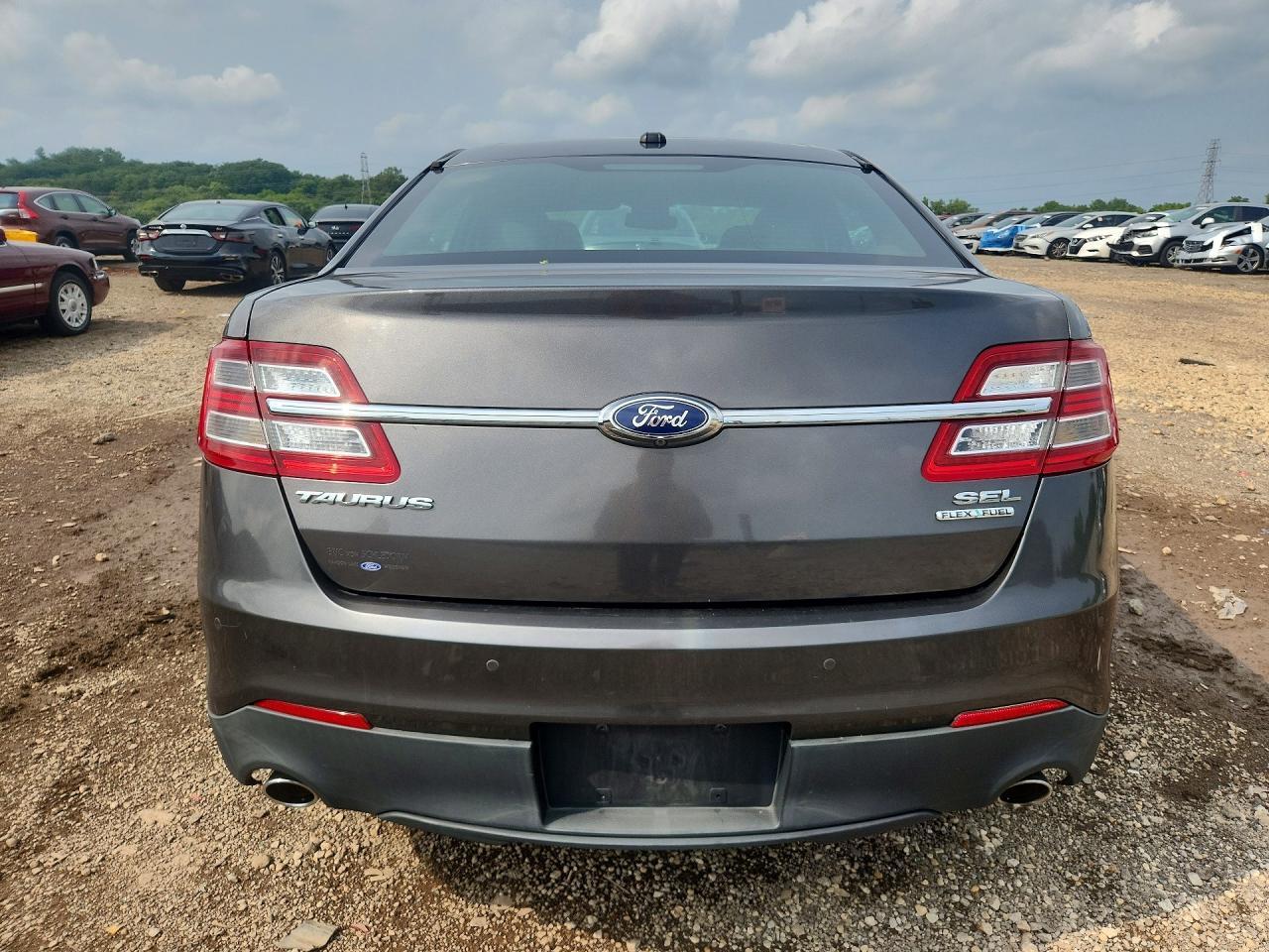 2015 Ford Taurus Sel - zdjęcie 6