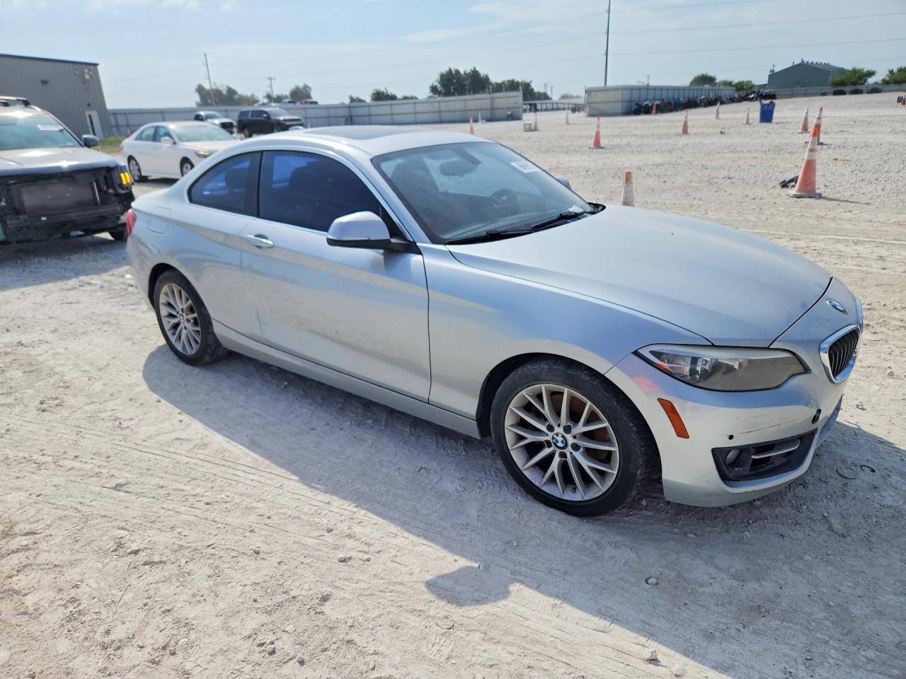 2016 BMW 228 I Sulev - zdjęcie 4