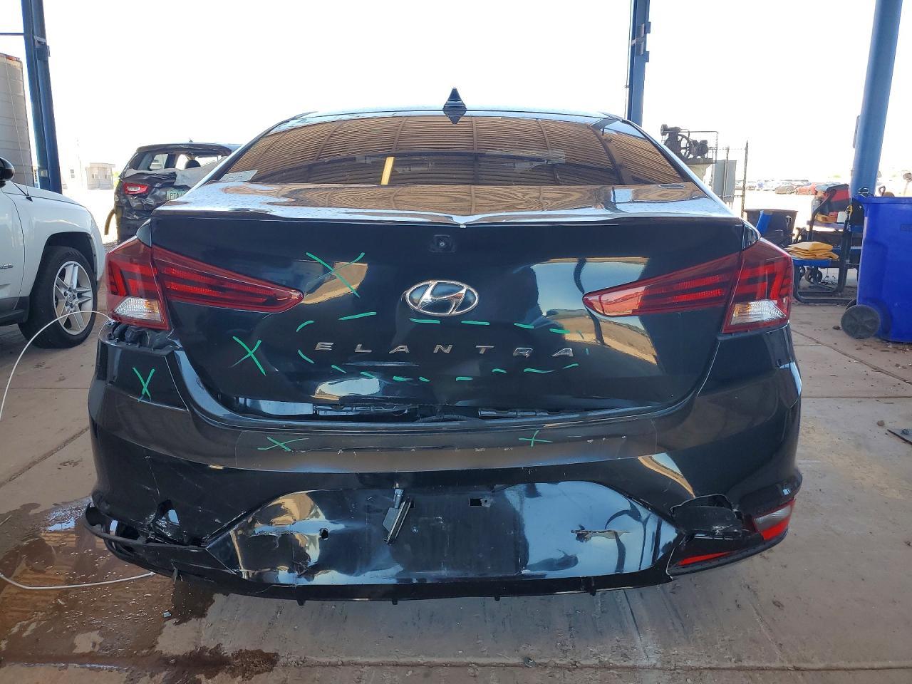 2019 Hyundai Elantra Sel - zdjęcie 6