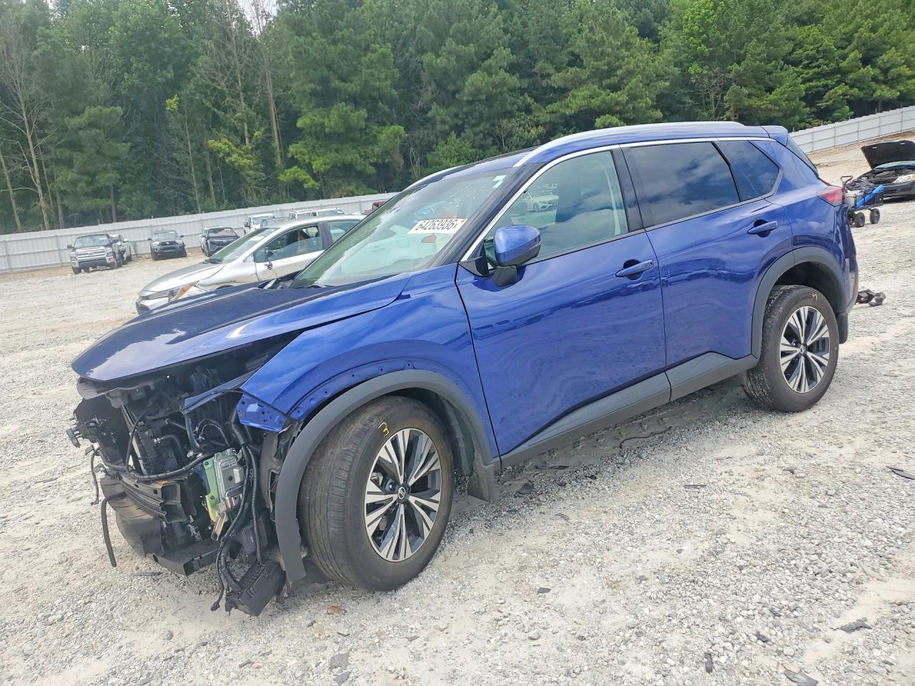 2021 Nissan Rogue Sv - zdjęcie główne