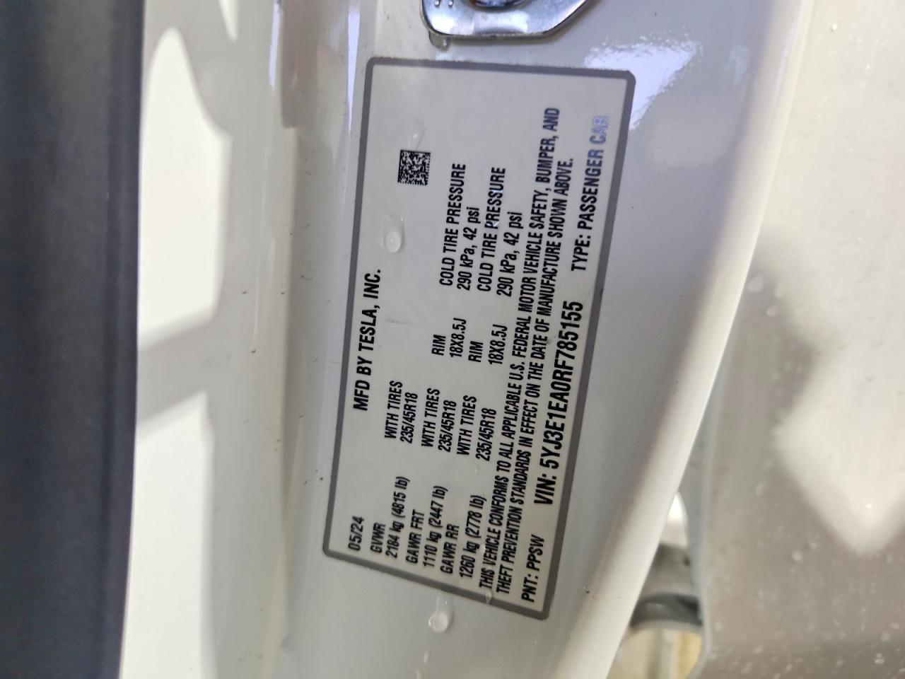 2024 Tesla Model 3 - zdjęcie 12
