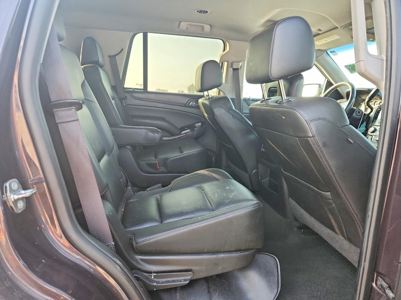 2016 Chevrolet Tahoe C1500 Lt - zdjęcie 10