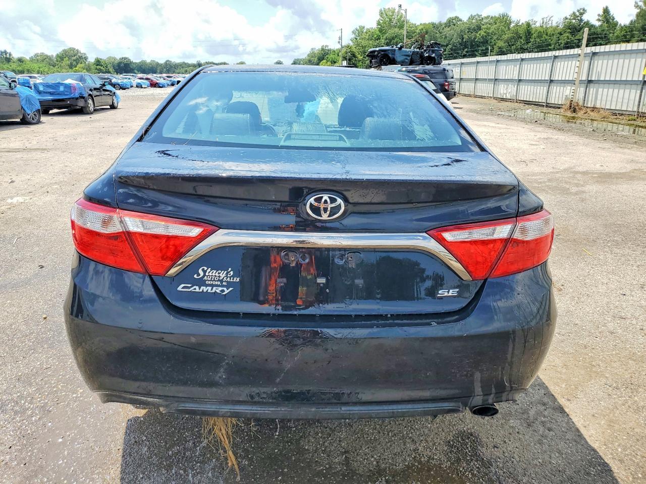 2016 Toyota Camry Se - zdjęcie 6
