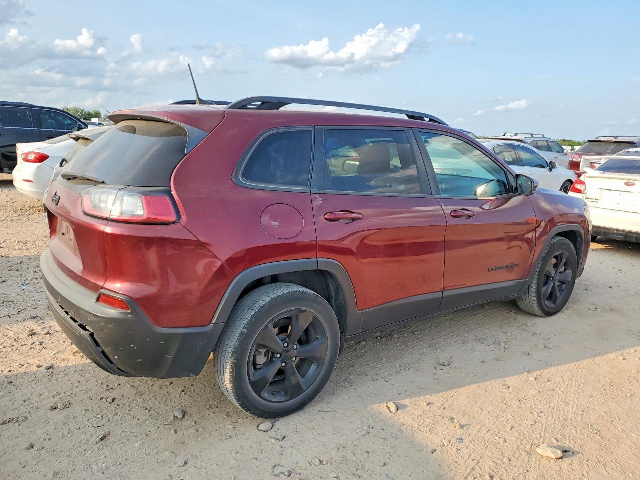 2021 Jeep Cherokee Latitude Plus - zdjęcie 3
