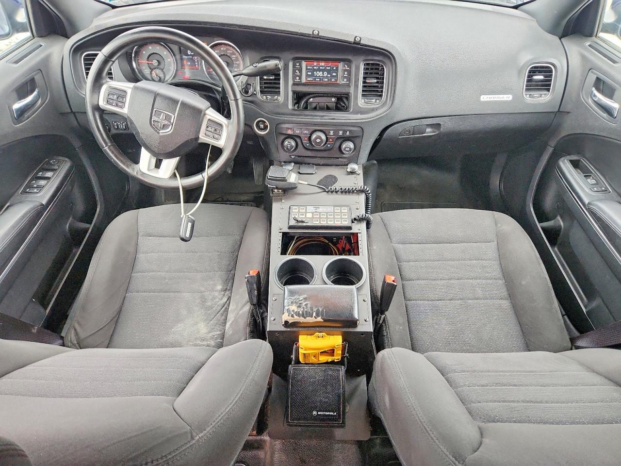 2013 Dodge Charger Police - zdjęcie 8