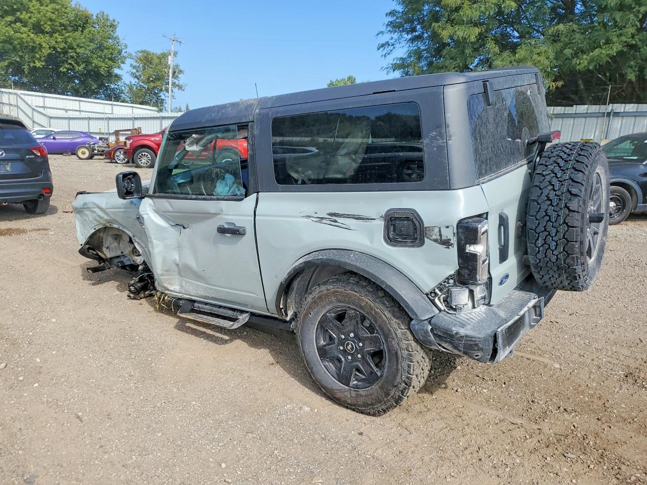 2024 Ford Bronco Black Diamond - zdjęcie 2