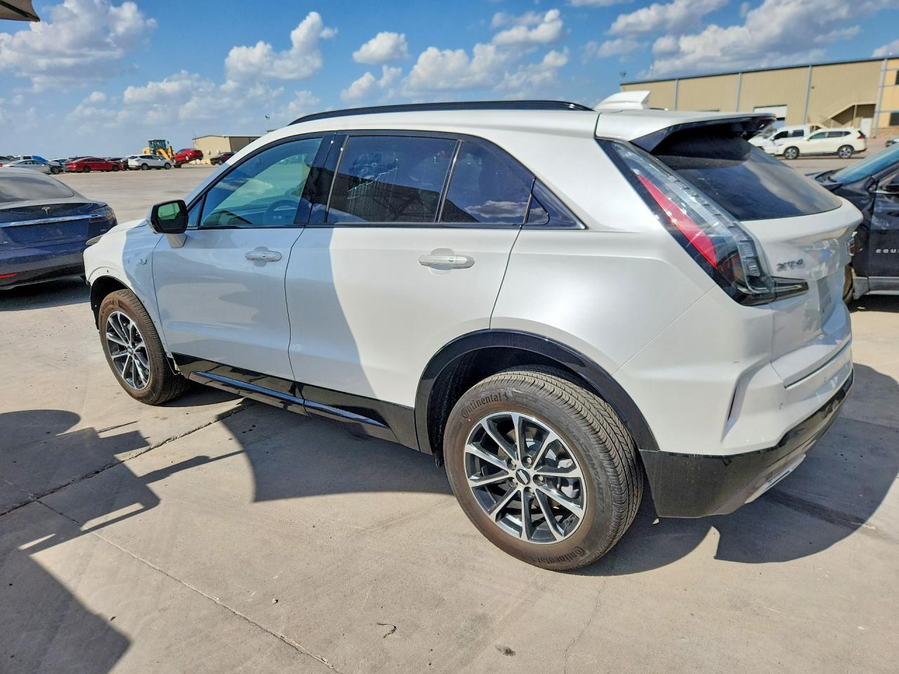 2025 Cadillac Xt4 Sport - zdjęcie 2