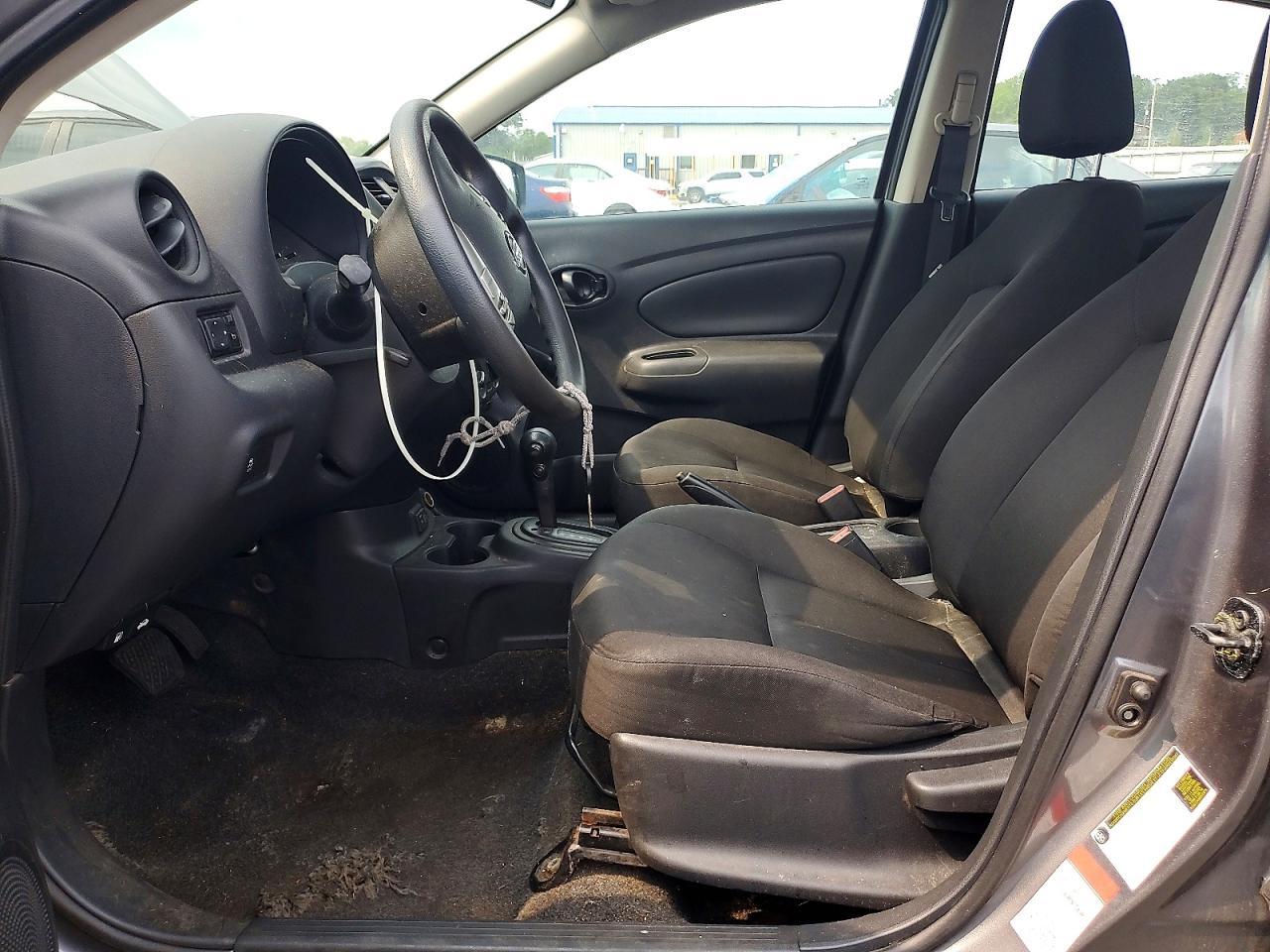 2019 Nissan Versa S Plus - zdjęcie 7