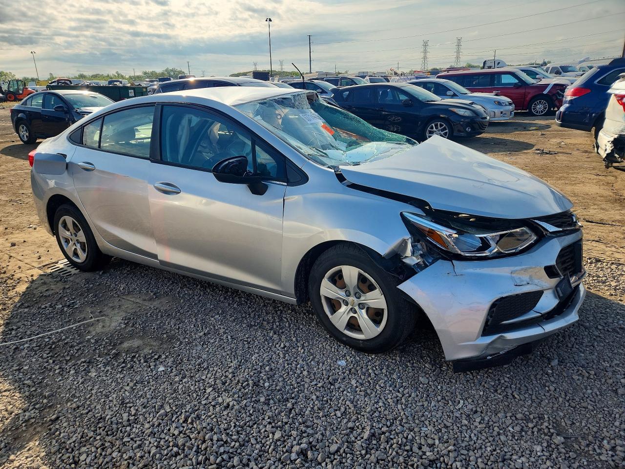 2017 Chevrolet Cruze Ls - zdjęcie 4