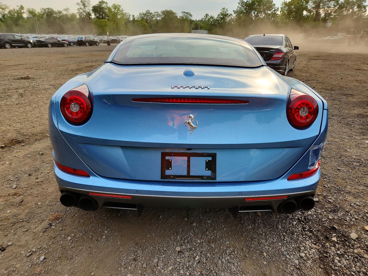2017 Ferrari California T - zdjęcie 6