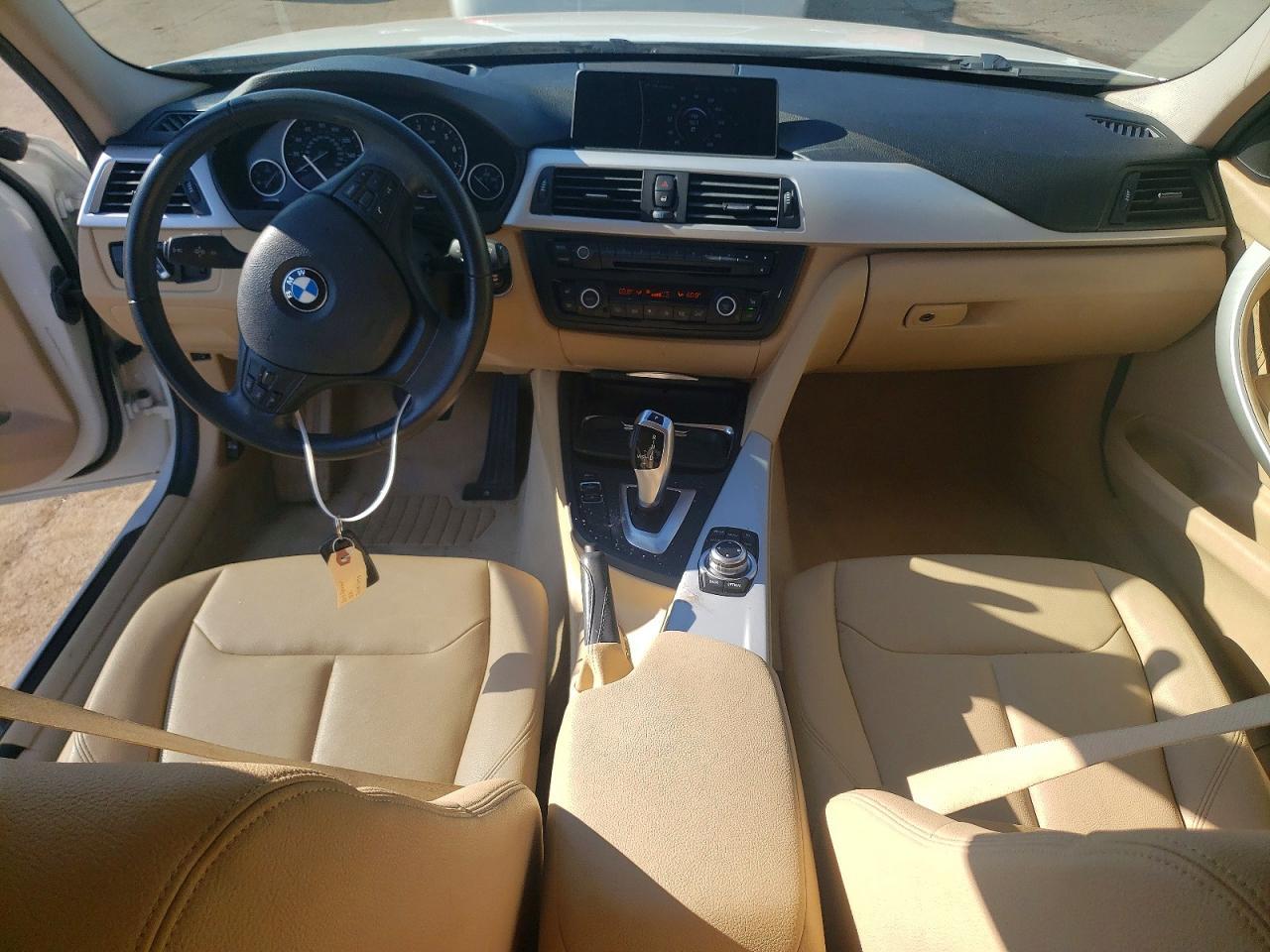 2013 BMW 328 I - zdjęcie 8