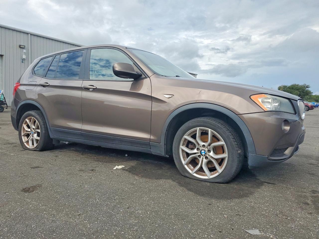 2013 BMW X3 xDrive28I - zdjęcie 4