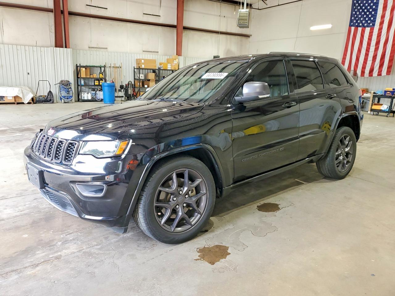2021 Jeep Grand Cherokee Limited - zdjęcie główne