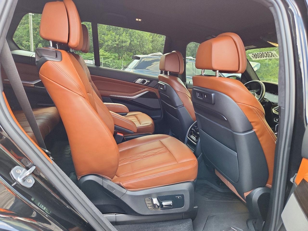2020 BMW X7 M50I - zdjęcie 11