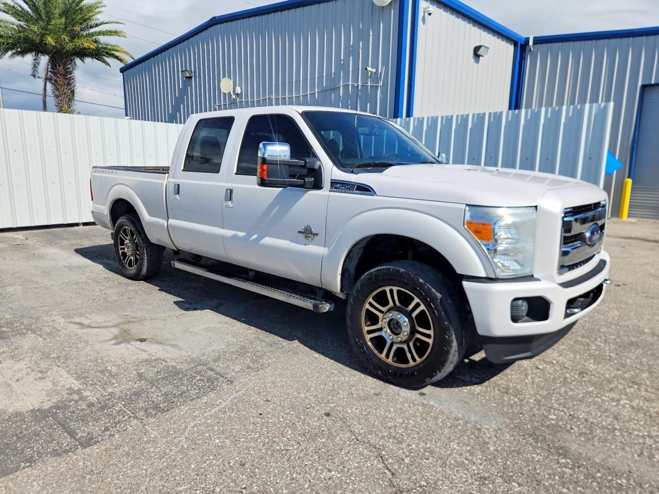2015 Ford F250 Super Duty - zdjęcie 4