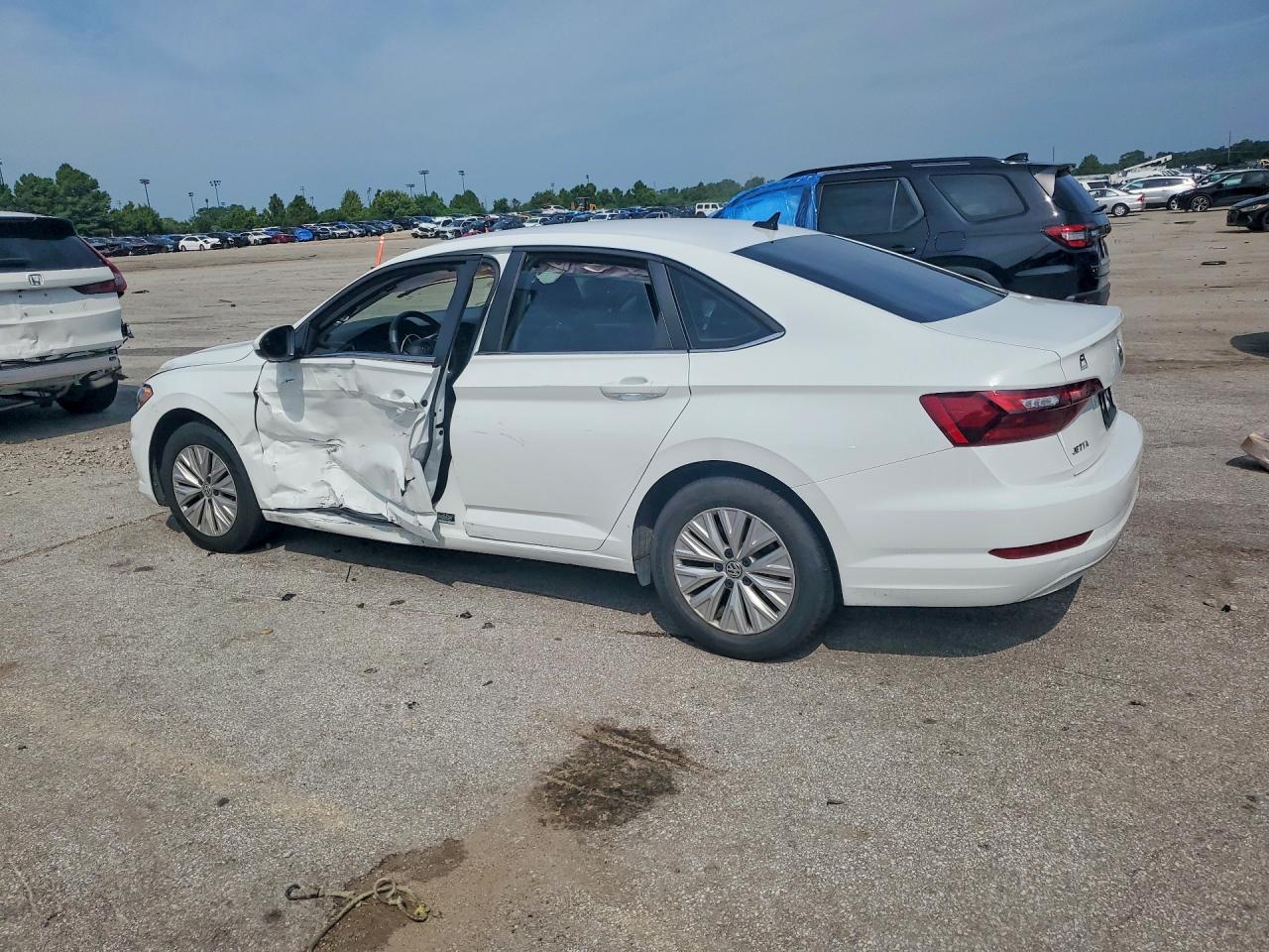 2020 Volkswagen Jetta S - zdjęcie 2