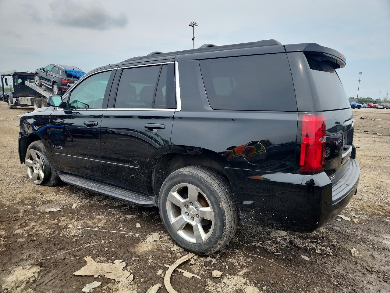 2019 Chevrolet Tahoe K1500 Ls - zdjęcie 2
