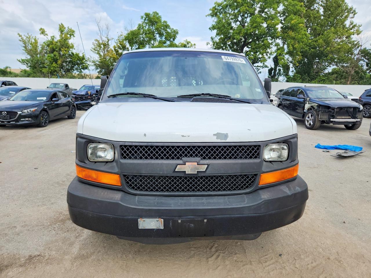 2013 Chevrolet Express G1500 - zdjęcie 5