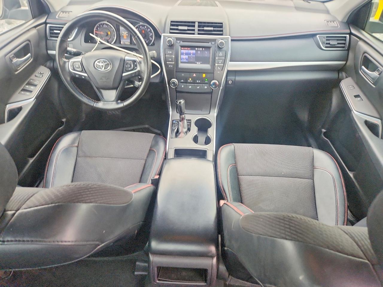 2016 Toyota Camry Se - zdjęcie 8