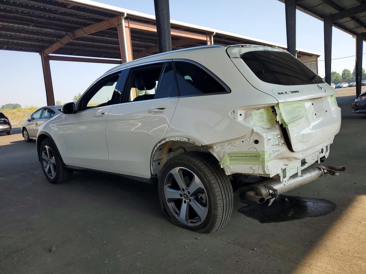 2019 Mercedes-Benz Glc 300 4Matic - zdjęcie 2