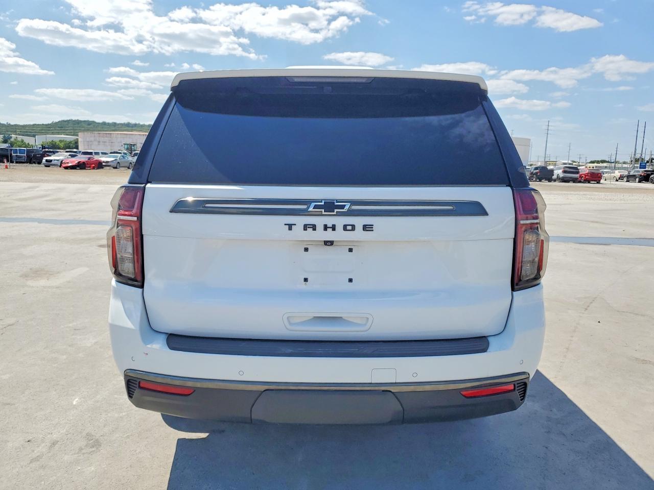 2022 Chevrolet Tahoe K1500 Z71 - zdjęcie 6