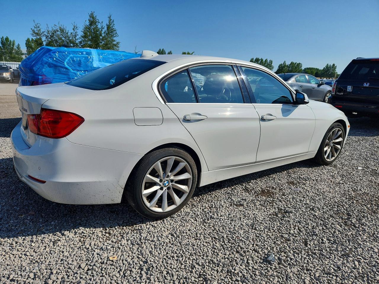 2014 BMW 328 Xi - zdjęcie 3