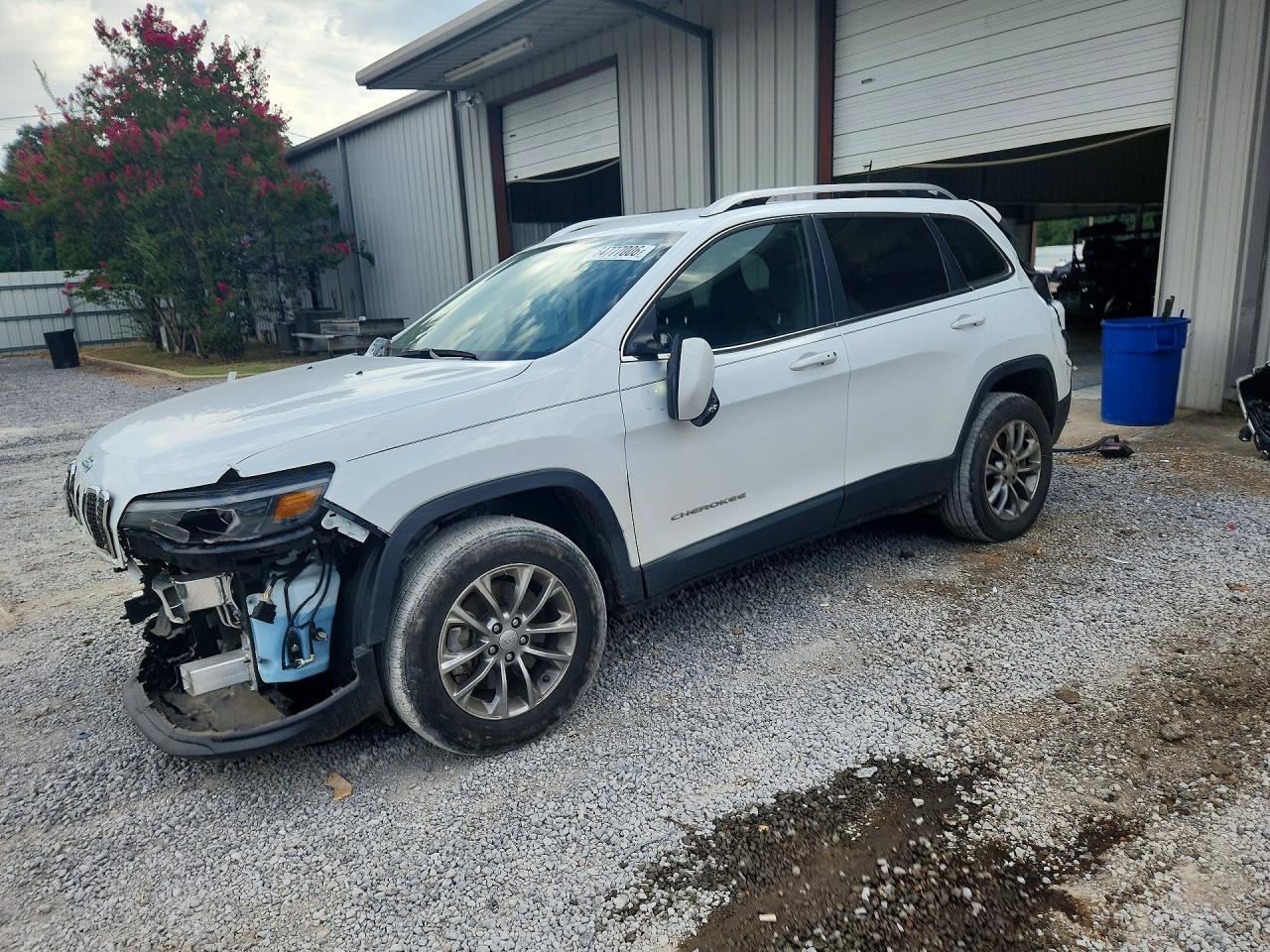2020 Jeep Cherokee Latitude Plus - zdjęcie główne
