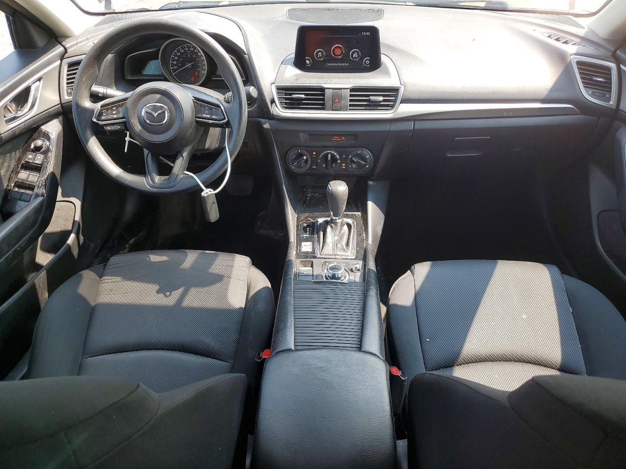 2017 Mazda 3 Sport - zdjęcie 8