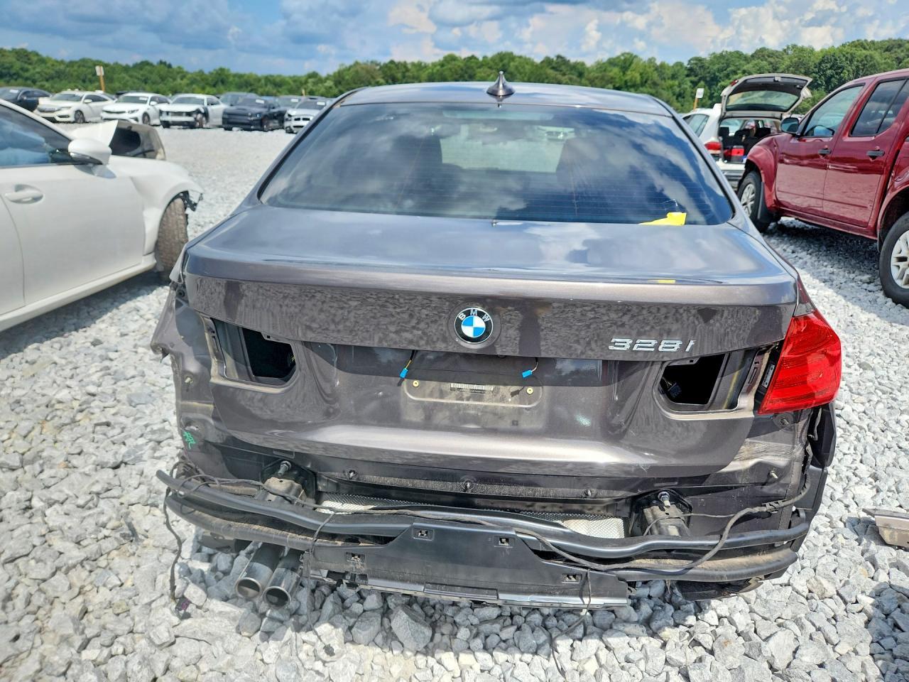 2015 BMW 328 I - zdjęcie 6
