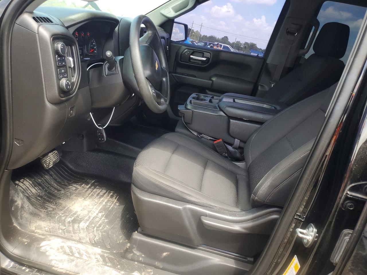2023 Chevrolet Silverado K1500 - zdjęcie 7