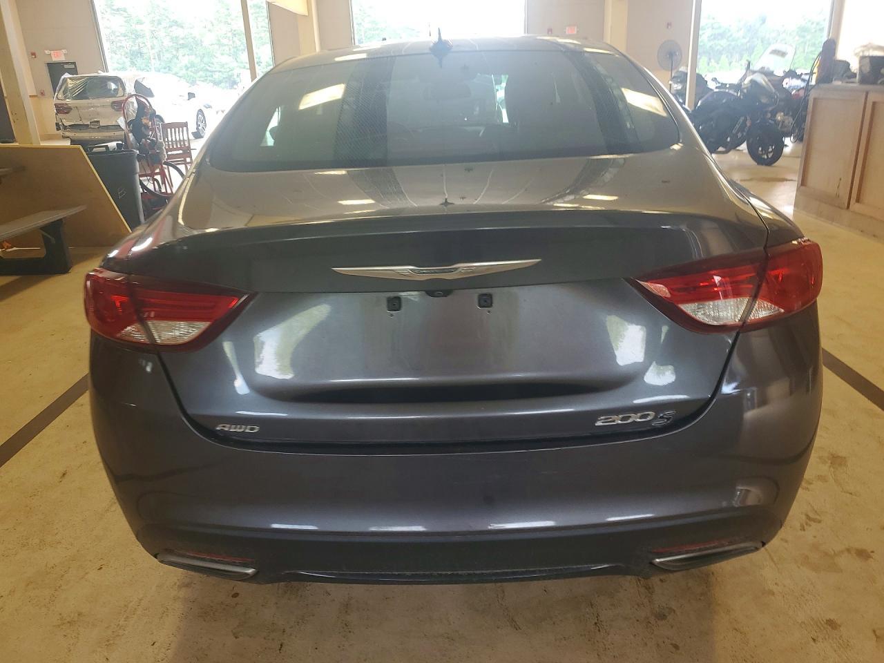 2015 Chrysler 200 S - zdjęcie 6