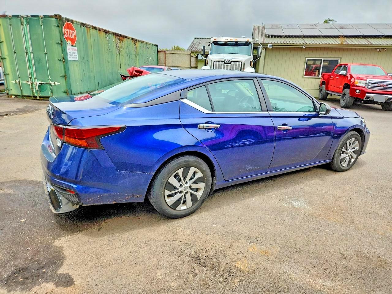 2024 Nissan Altima S - zdjęcie 3