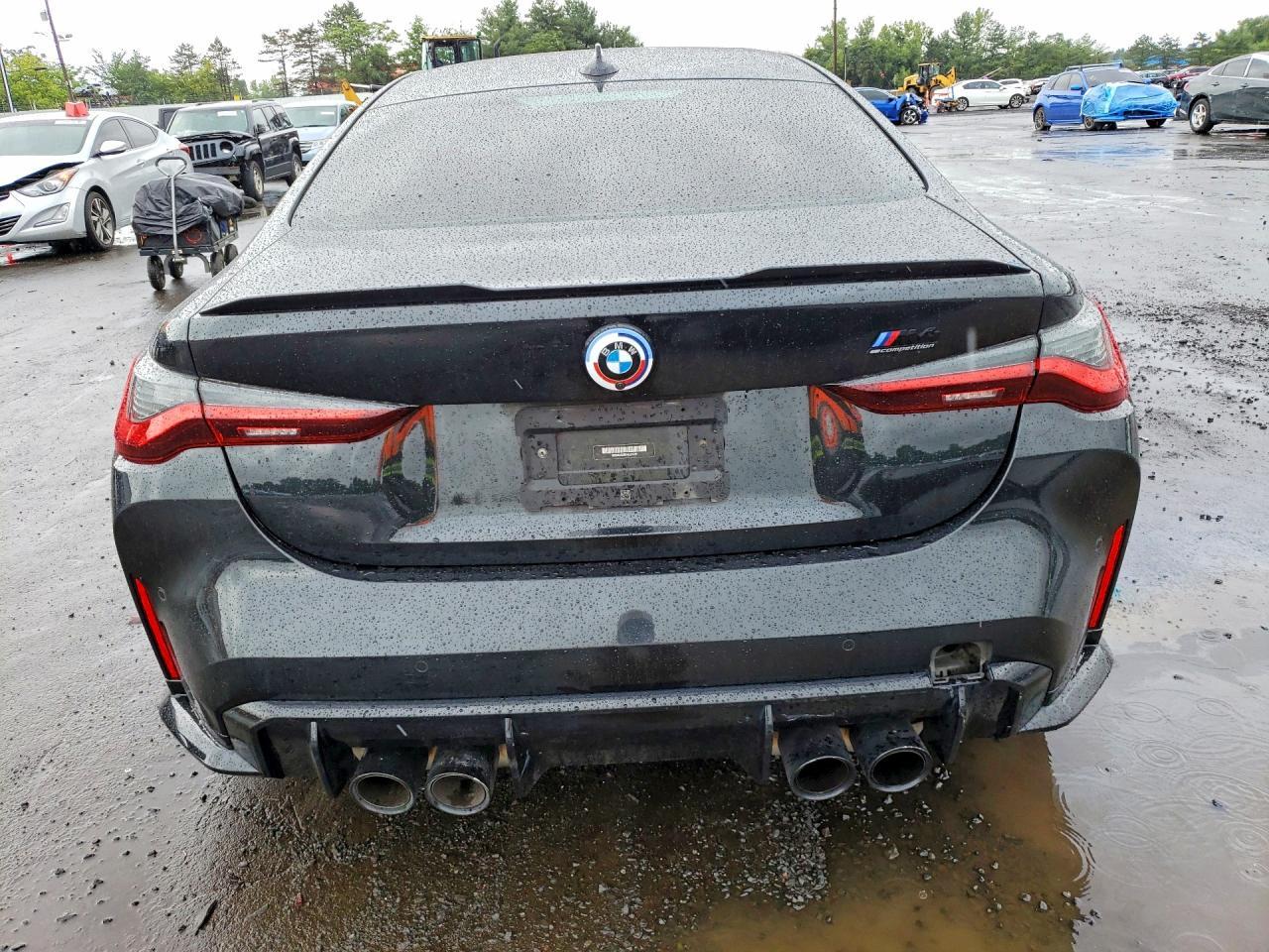 2022 BMW M4 Competition - zdjęcie 6