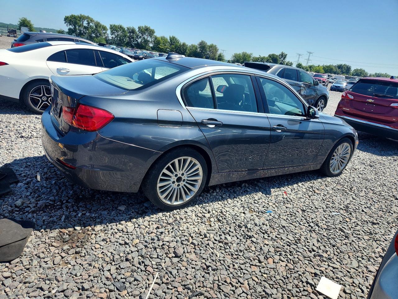 2014 BMW Seria 3 328i - zdjęcie 3