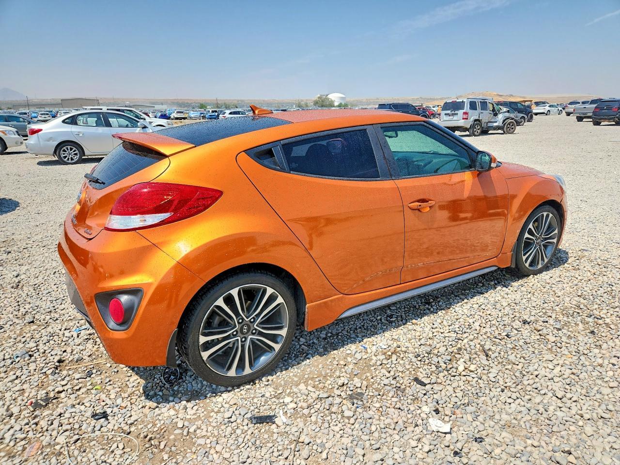 2016 Hyundai Veloster Turbo - zdjęcie 3