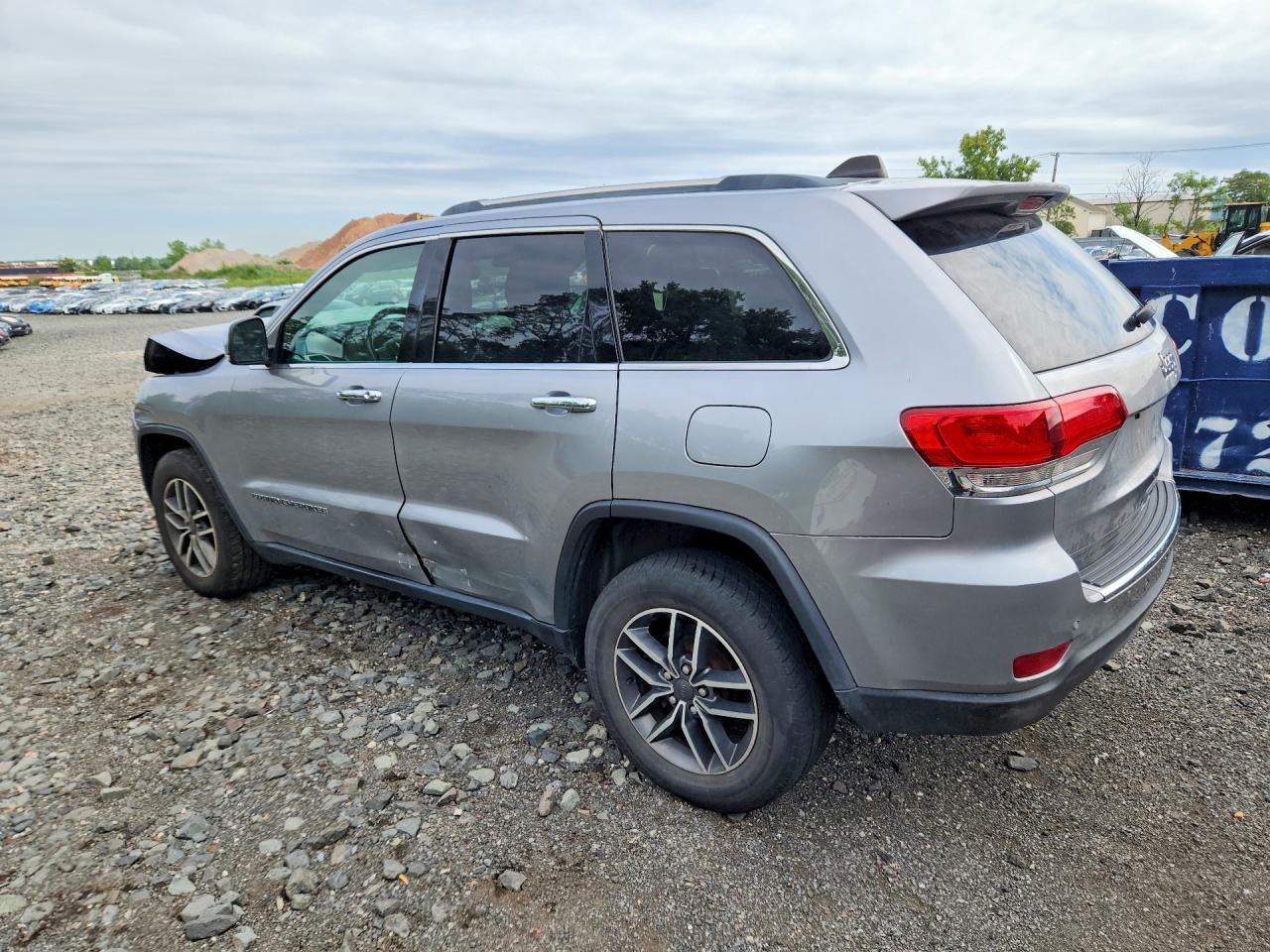 2018 Jeep Grand Cherokee Sterling Edition 4X4 - zdjęcie 2