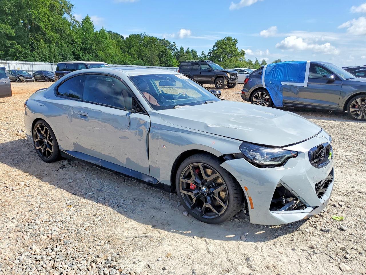 2025 BMW M240Xi - zdjęcie 4