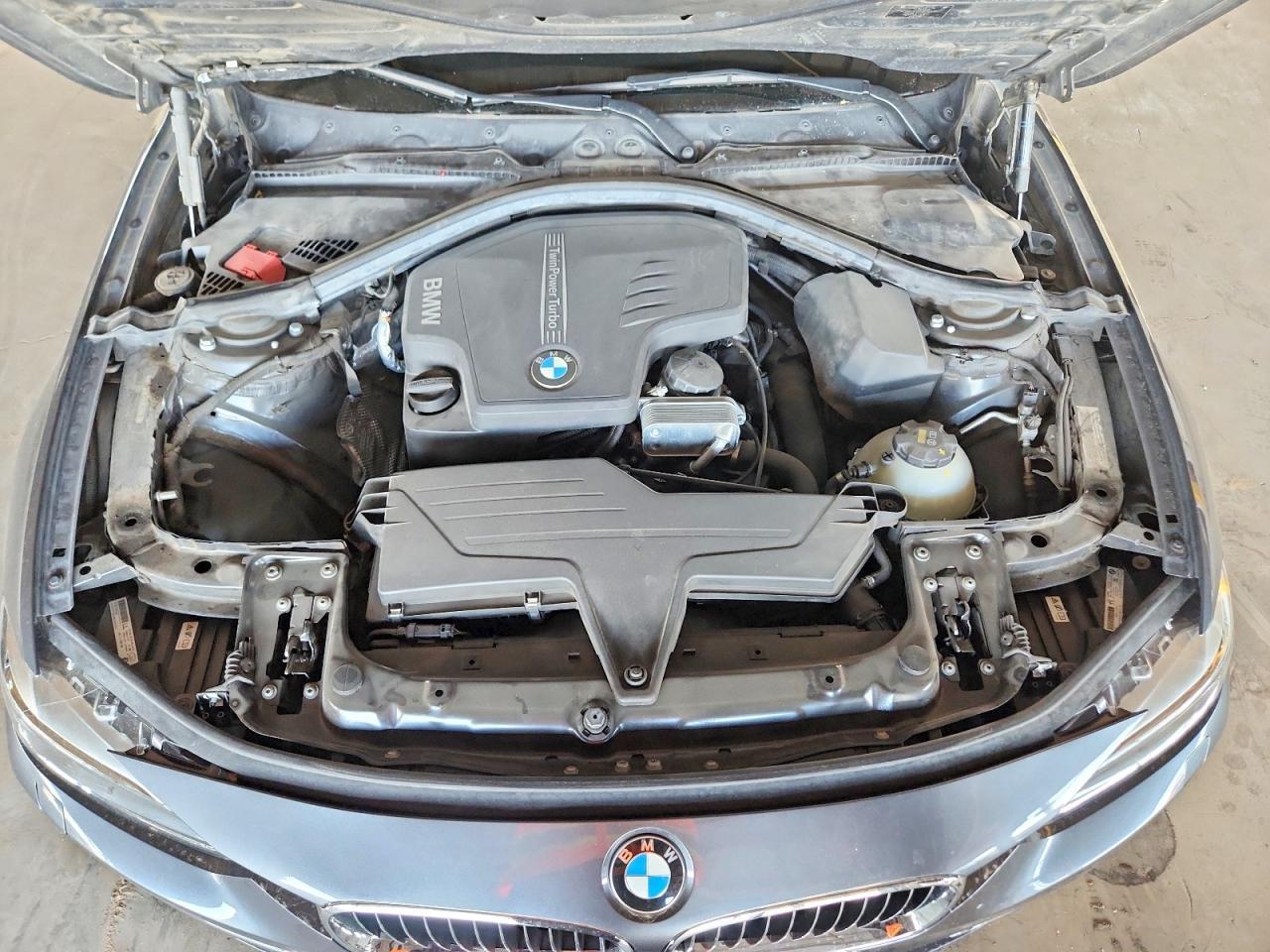 2015 BMW Seria 3 328i - zdjęcie 11