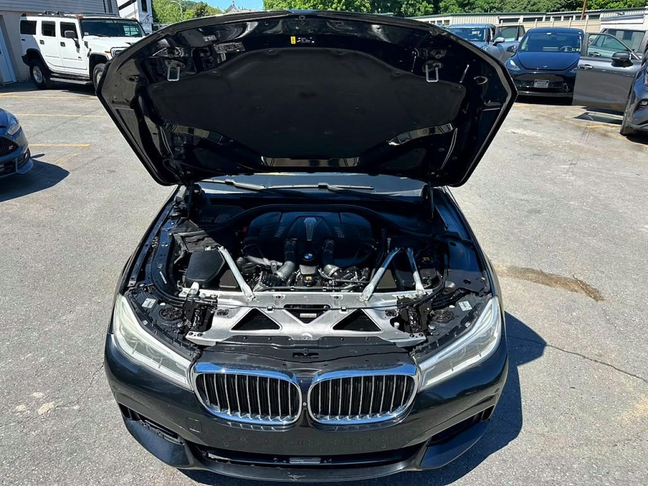 2019 BMW 750 I - zdjęcie 5