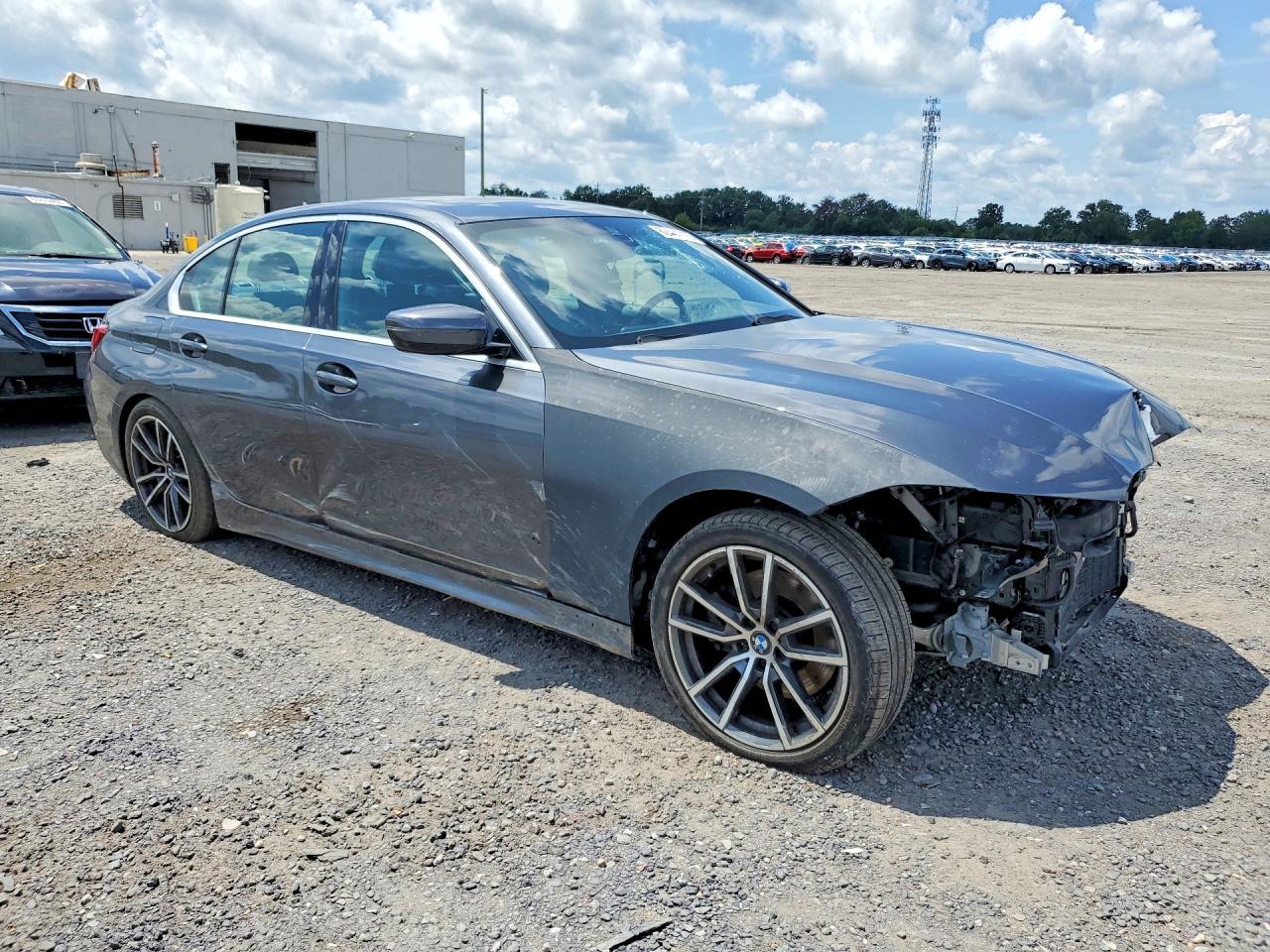 BMW Seria 3 - zdjęcie 4