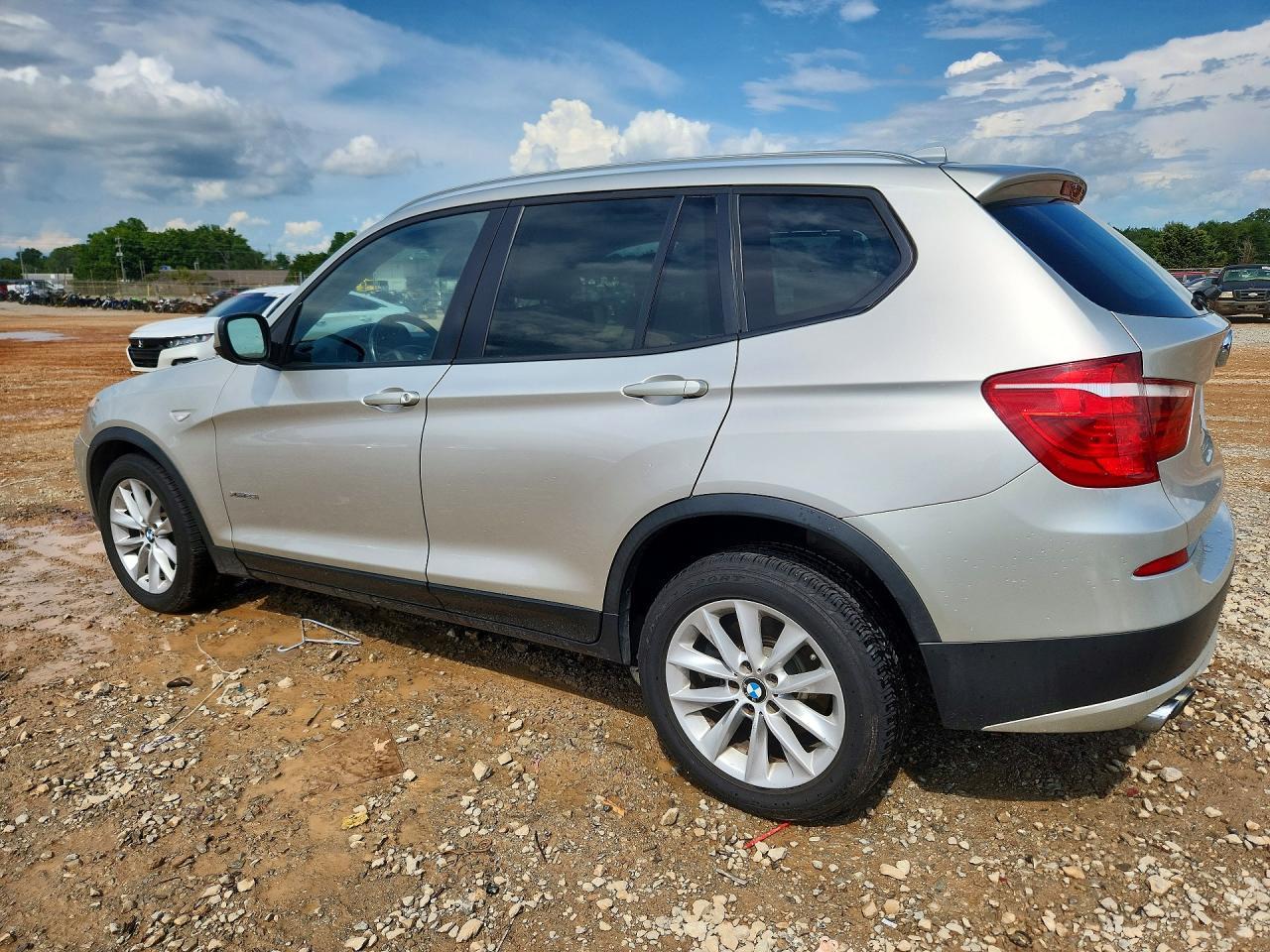 2013 BMW X3 xDrive28I - zdjęcie 2