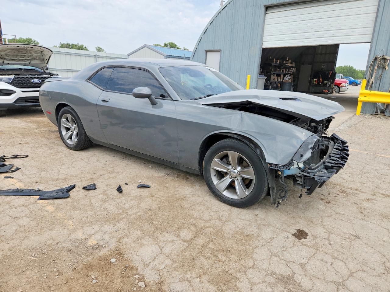 2019 Dodge Challenger Sxt - zdjęcie 4