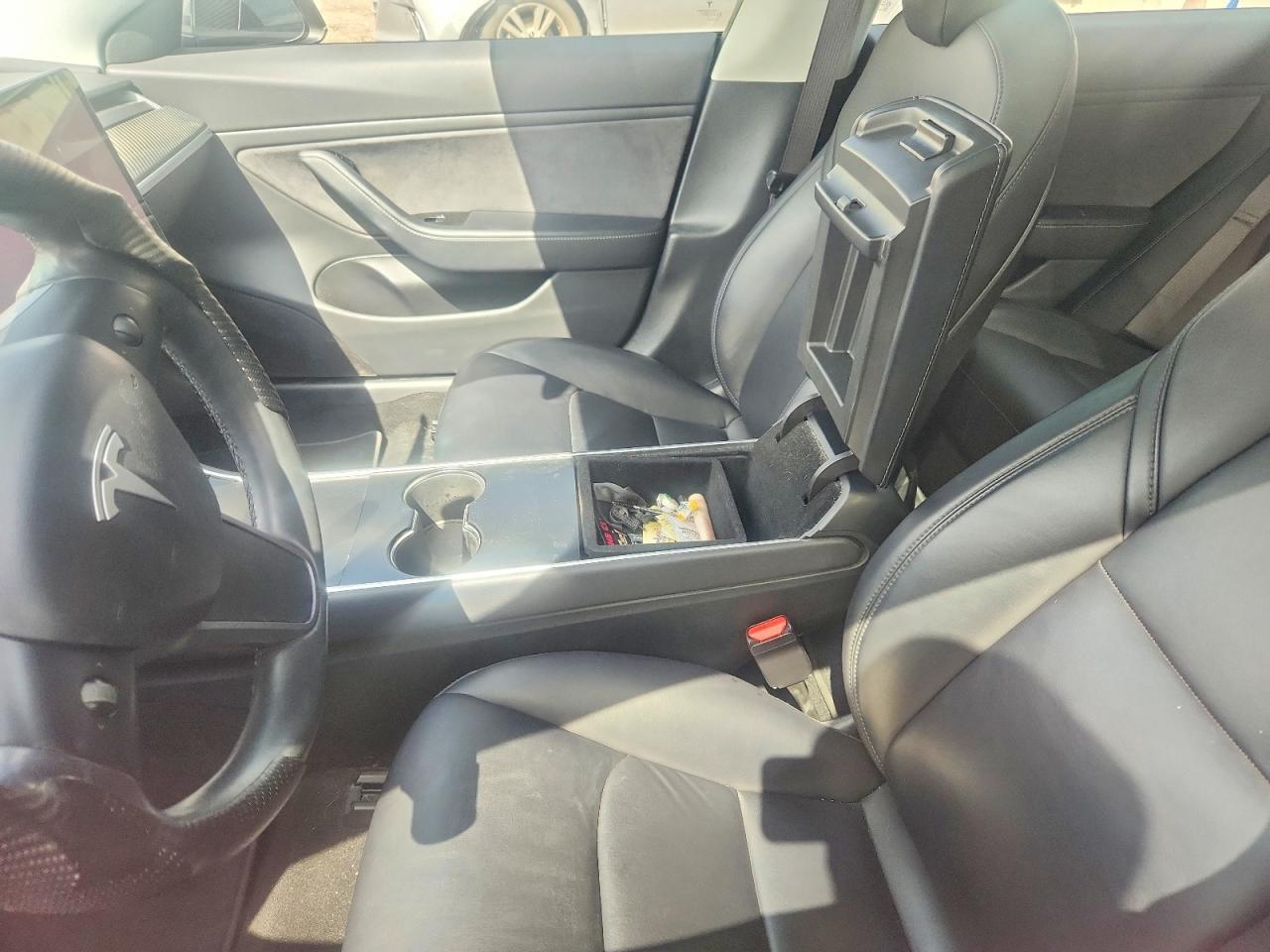 2018 Tesla Model 3 - zdjęcie 7