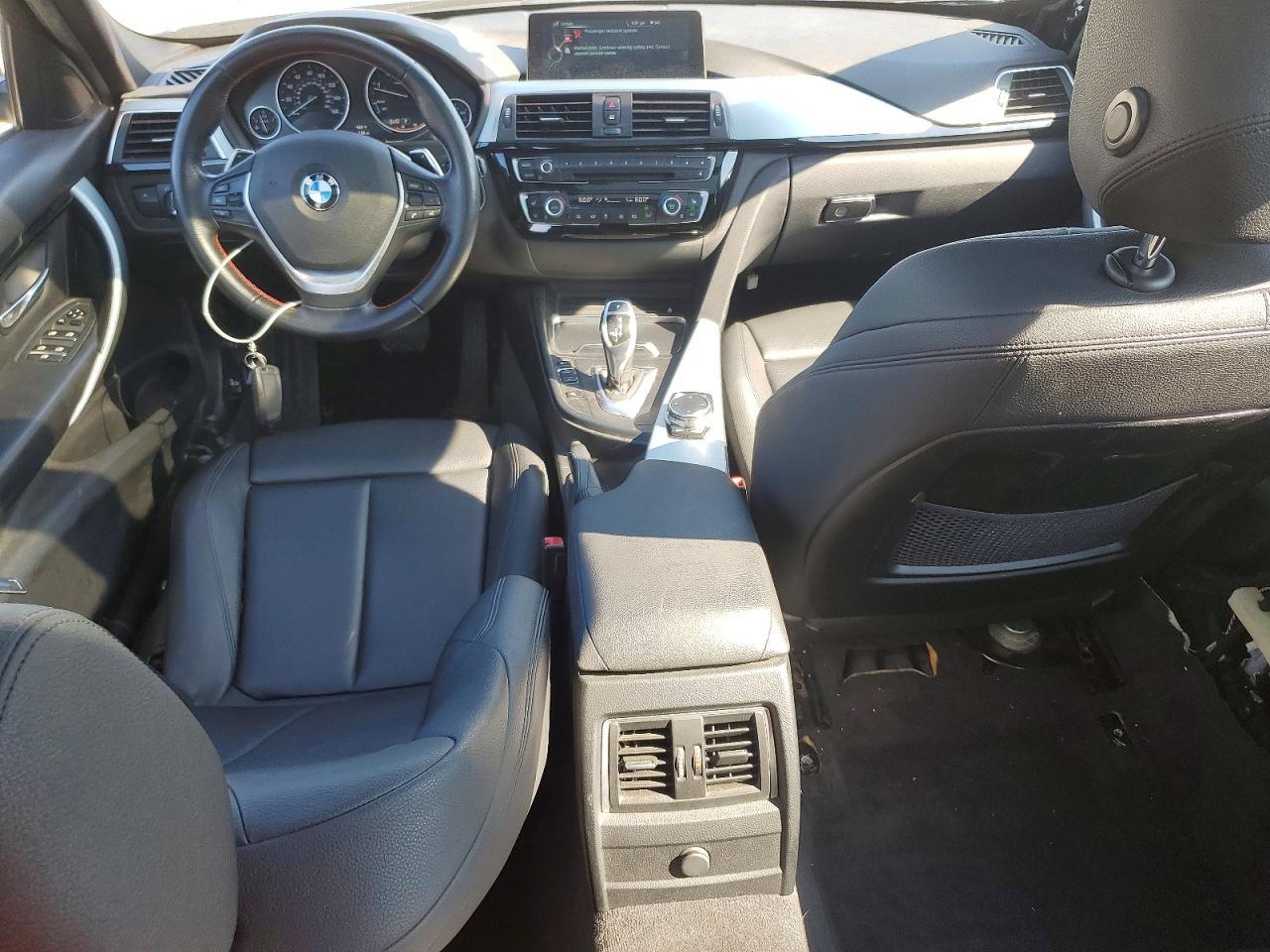 2016 BMW 328 D xDrive - zdjęcie 8