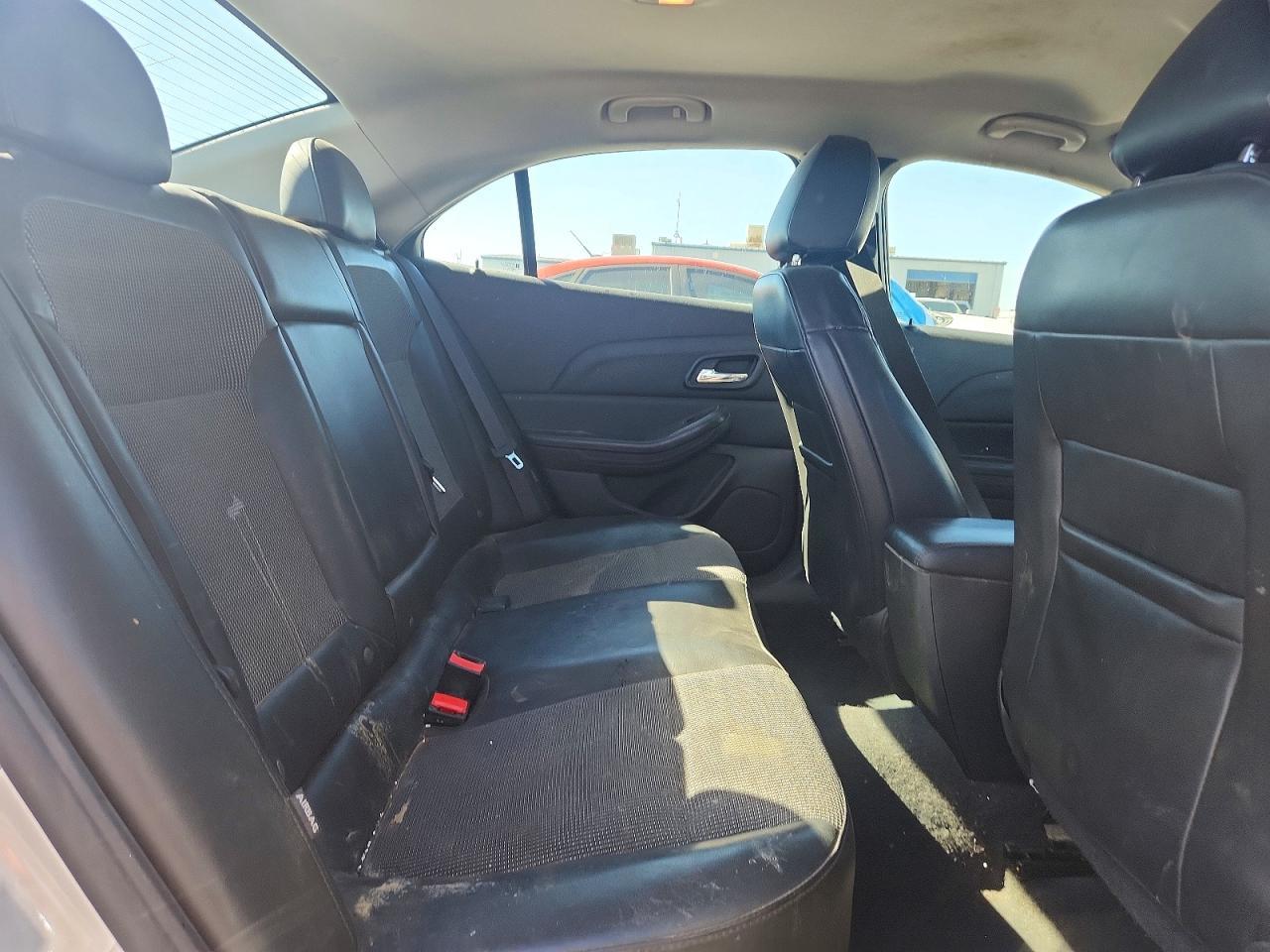 2015 Chevrolet Malibu 1Lt - zdjęcie 10