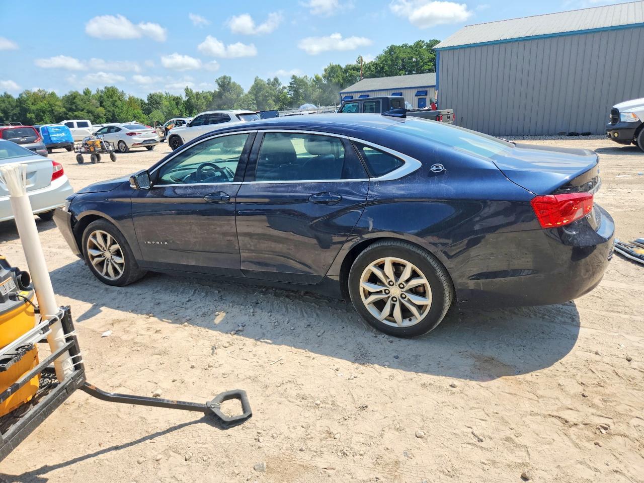 2017 Chevrolet Impala Lt - zdjęcie 2