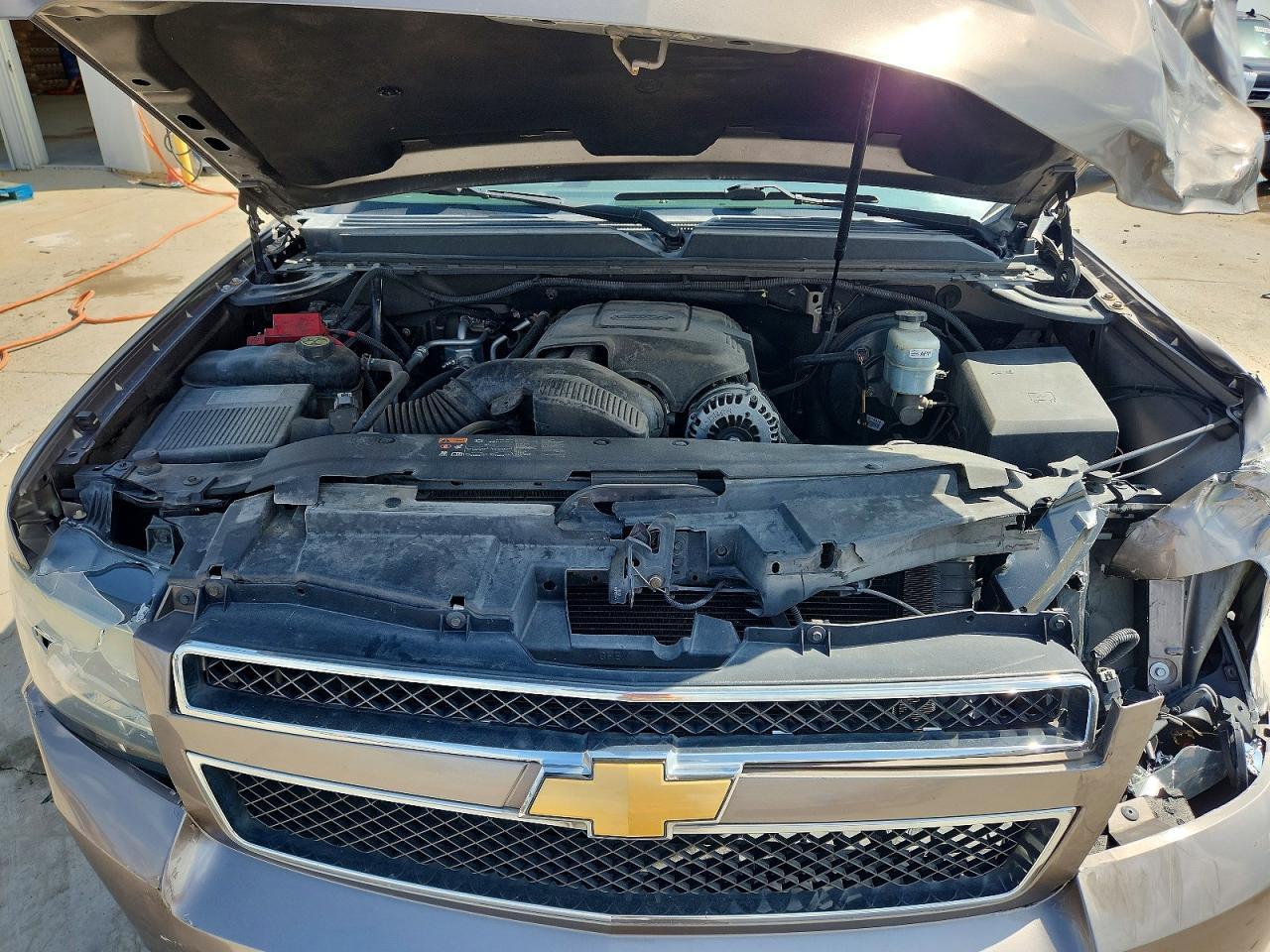 2013 Chevrolet Tahoe C1500 Lt - zdjęcie 12