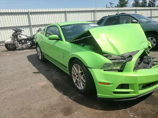 2014 Ford Mustang - zdjęcie 14