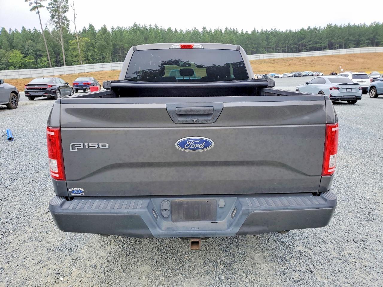 2017 Ford F150 Super Cab - zdjęcie 6